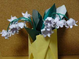 折り紙造花　すずらん　その３